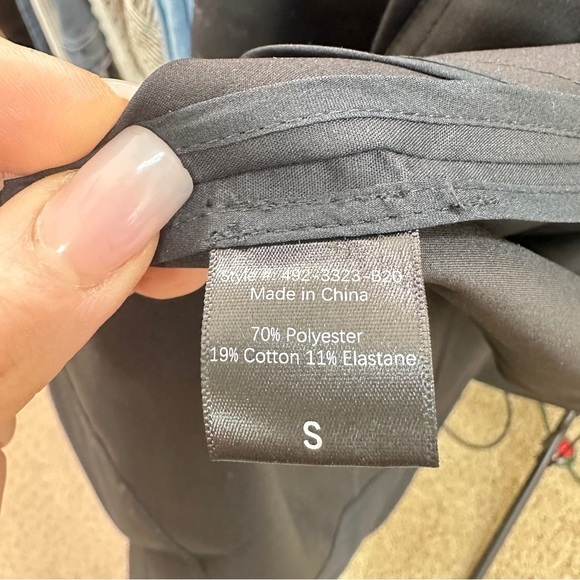 Jenni Kayne NWOT RainCoat Trench Coat Size:Small Belted Hooded Black Color - Picture 10 of 11